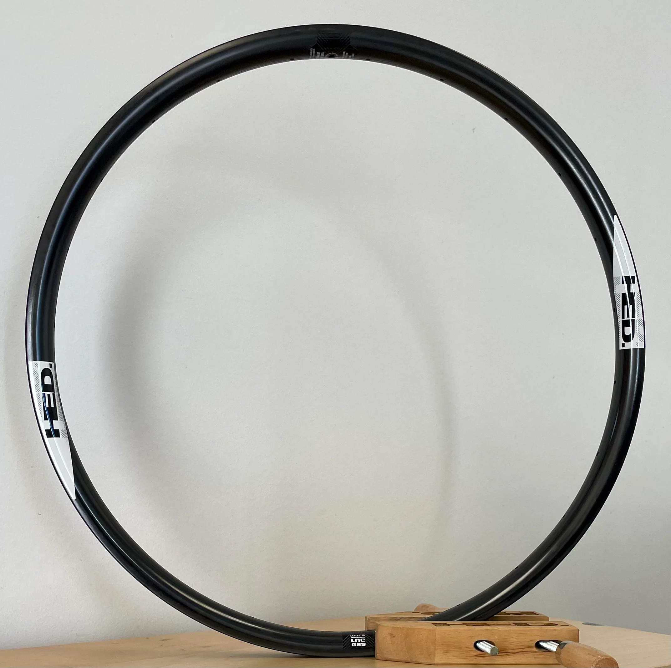 CARBON FIBER WHEELS